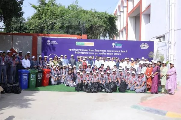 स्कूली शिक्षा और साक्षरता विभाग के सचिव ने स्वच्छता ही सेवा 2026 के तहत स्वच्छता श्रमदान का नेतृत्व किया